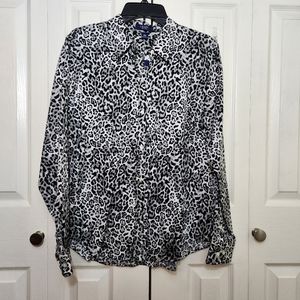 CHAPS Long Sleeve Button up shirt